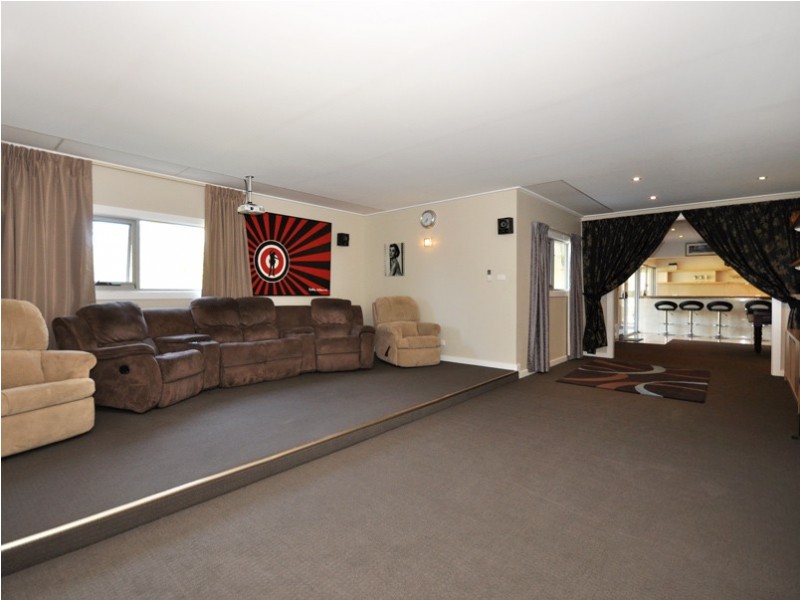 16 Scenic Court, Chandlers Hill SA 5159