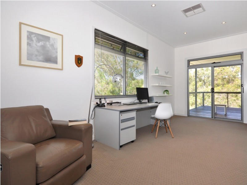 16 Scenic Court, Chandlers Hill SA 5159