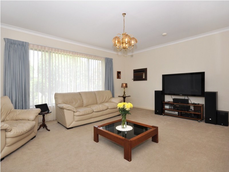 39 Serpentine  Road, O’halloran Hill SA 5158