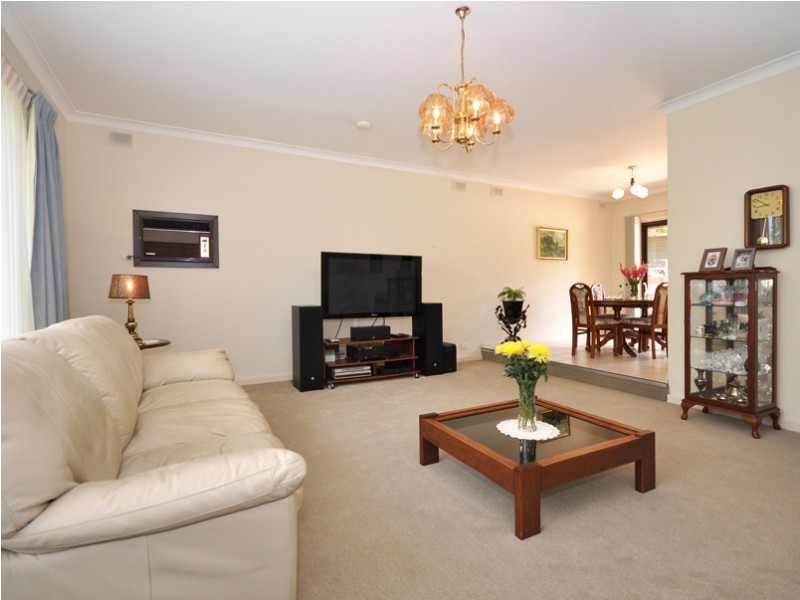 39 Serpentine  Road, O’halloran Hill SA 5158