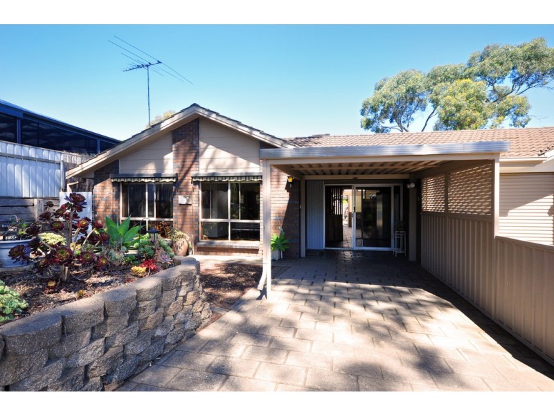 4 Spruce Avenue, Aberfoyle Park SA 5159