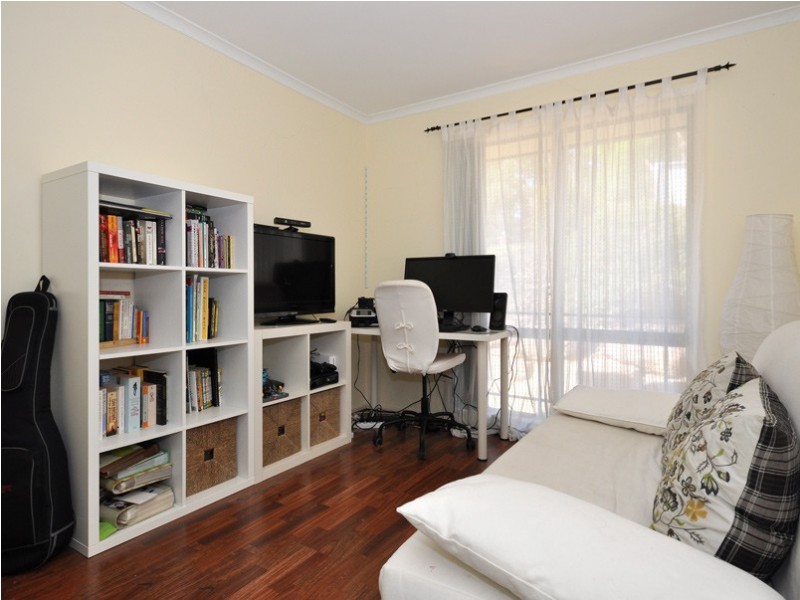 8 Rowlands Hill Road, Coromandel Valley SA 5051