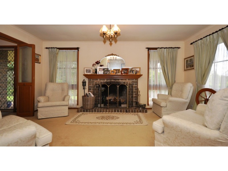 8 Grassdale Rise, Aberfoyle Park SA 5159