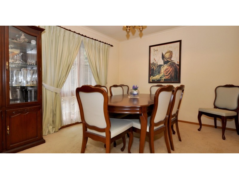 8 Grassdale Rise, Aberfoyle Park SA 5159