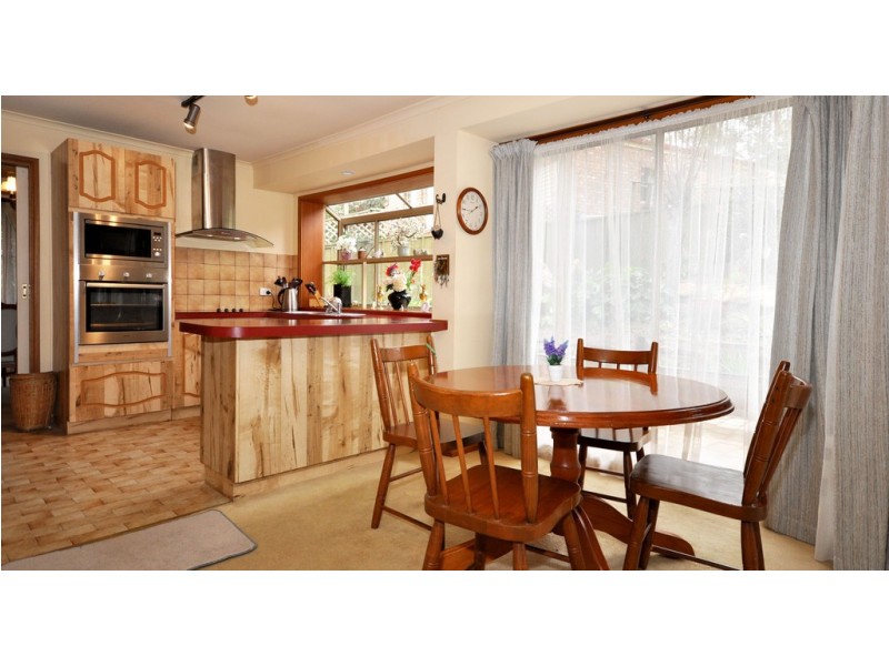 8 Grassdale Rise, Aberfoyle Park SA 5159