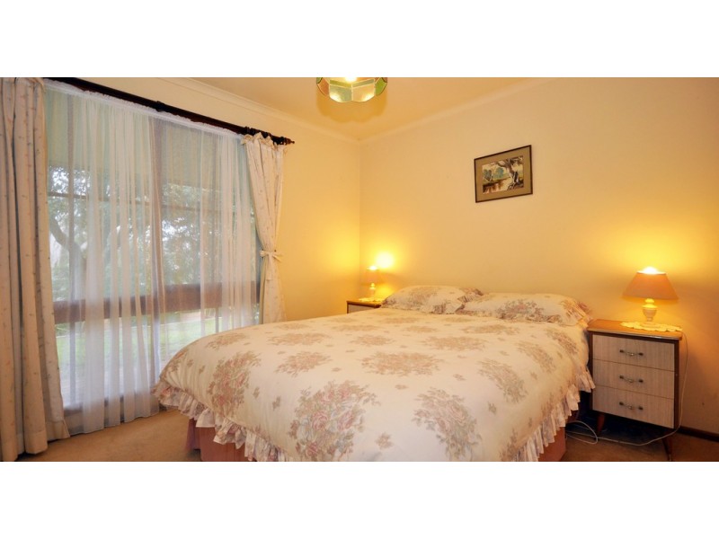 8 Grassdale Rise, Aberfoyle Park SA 5159