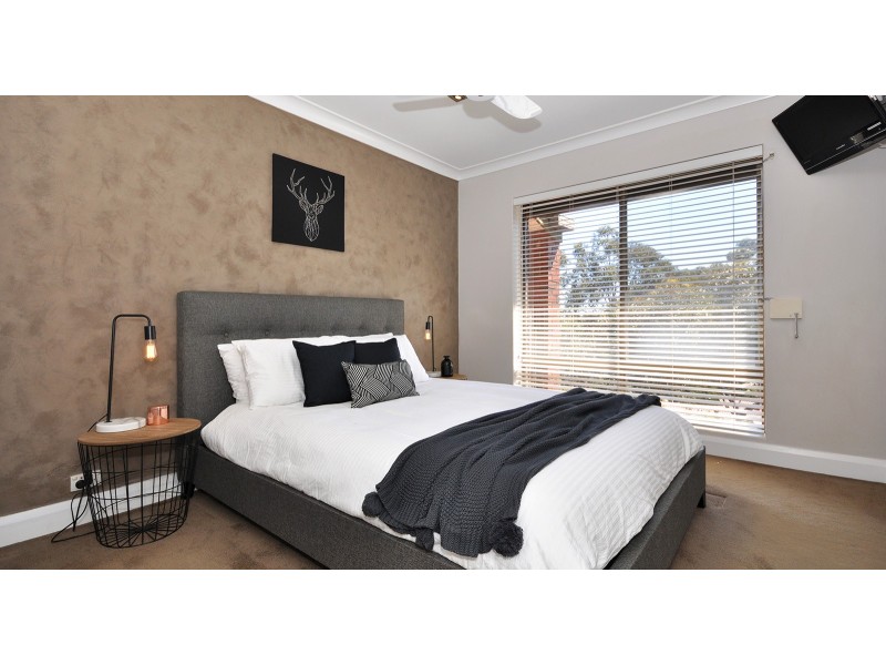 15 Hurds Hill Drive, Coromandel Valley SA 5051