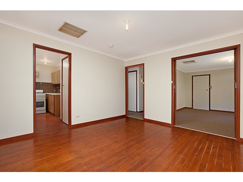11 Aland Court, Hackham West SA 5163