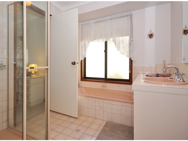 30 Homestead Drive, Aberfoyle Park SA 5159