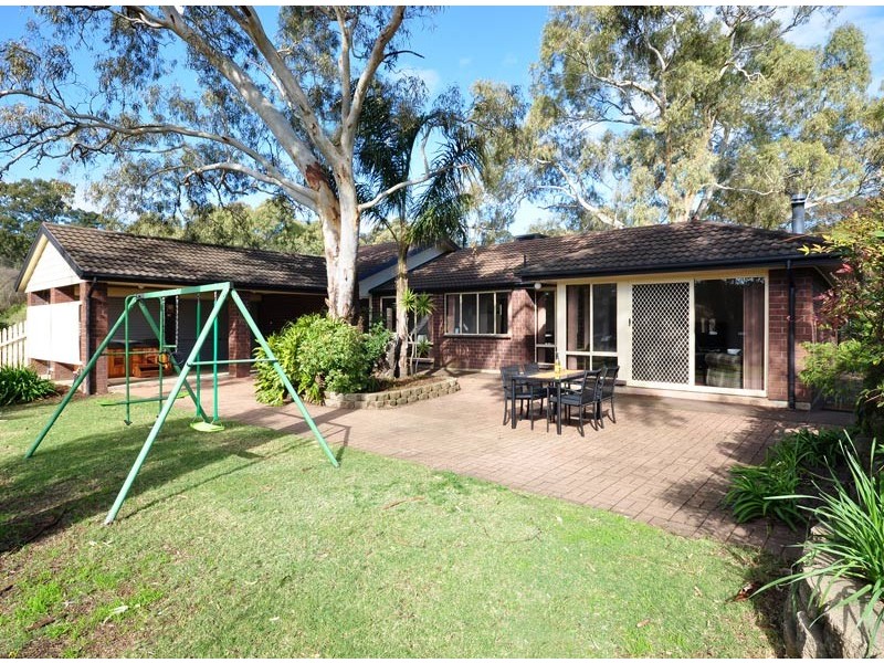 4 Woodland Grove, Aberfoyle Park SA 5159