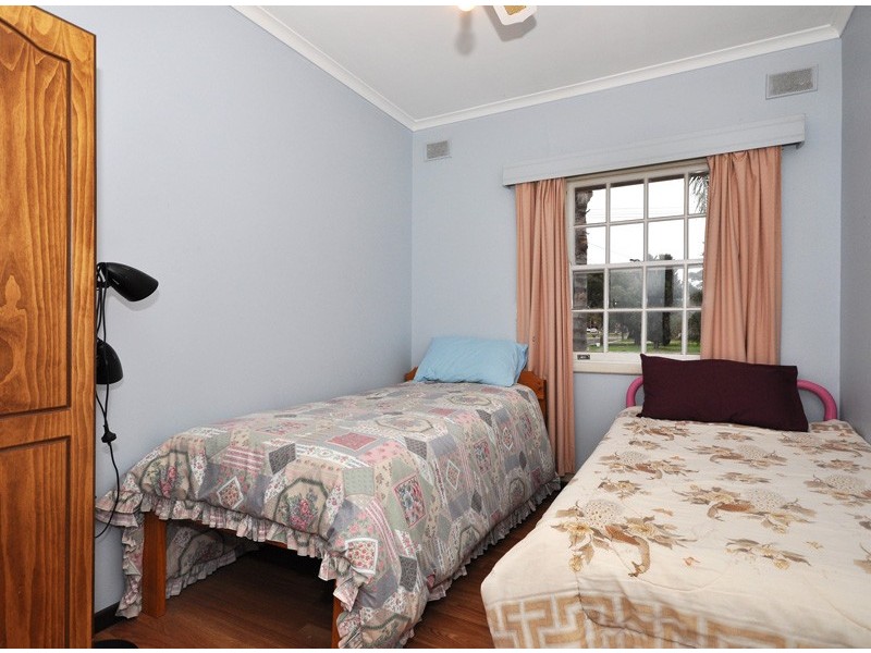 2 Brigid Street, Christie Downs SA 5164