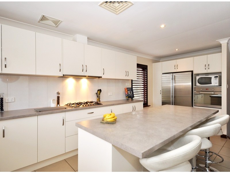 9 Broadmeadow Drive, Flagstaff Hill SA 5159