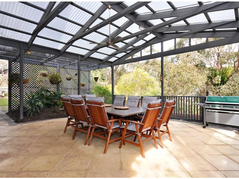 9 Broadmeadow Drive, Flagstaff Hill SA 5159