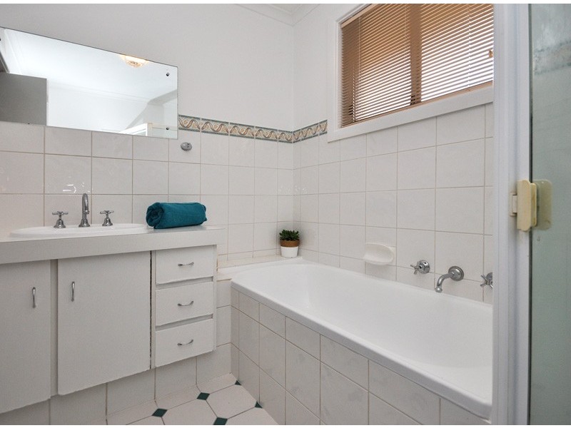 7 Alta Avenue, Happy Valley SA 5159