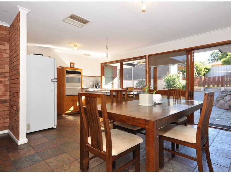 21 Oakridge Rise, Huntfield Heights SA 5163