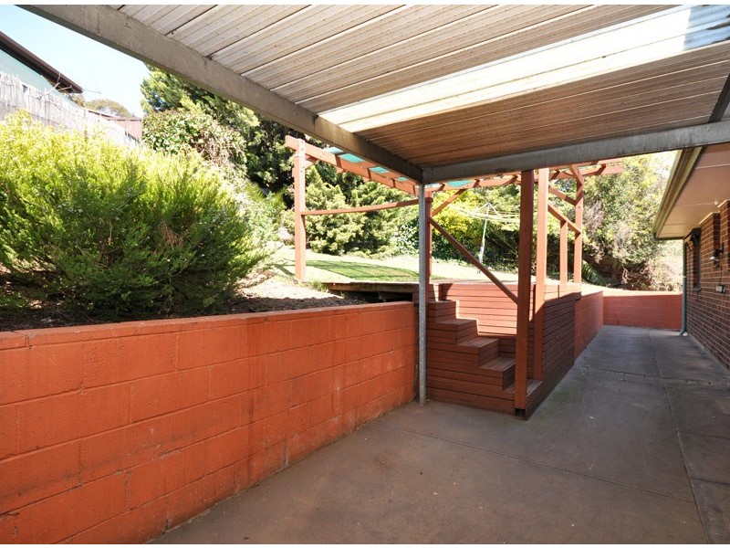 8 Braeside Avenue, Reynella East SA 5161