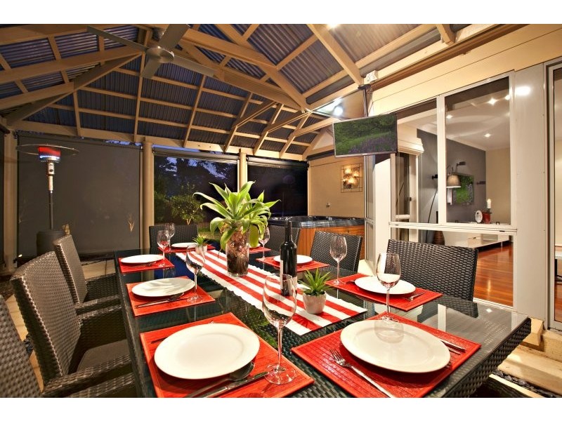 20 Pinnacle Crescent, Flagstaff Hill SA 5159