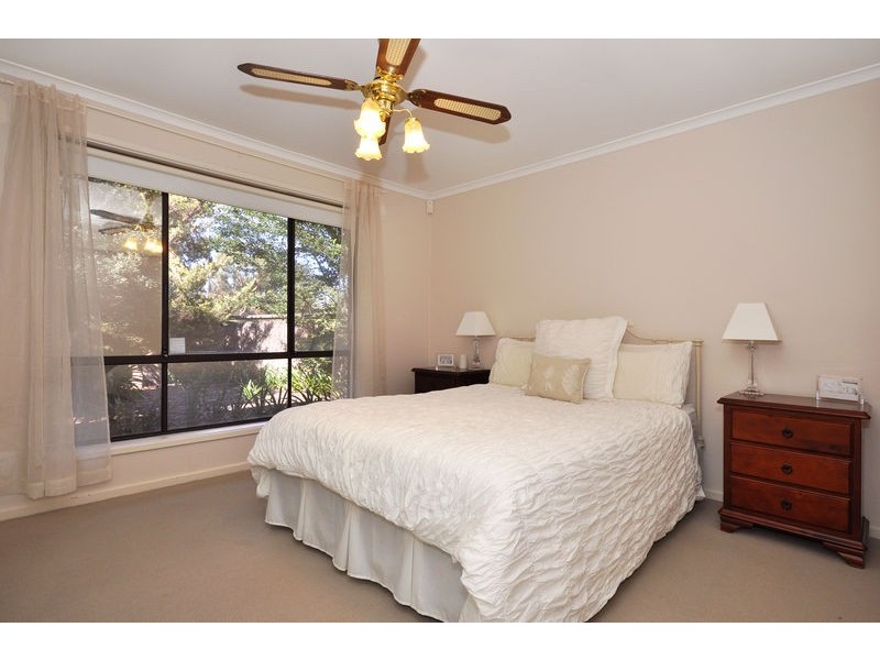 5 Dawson Avenue, Happy Valley SA 5159