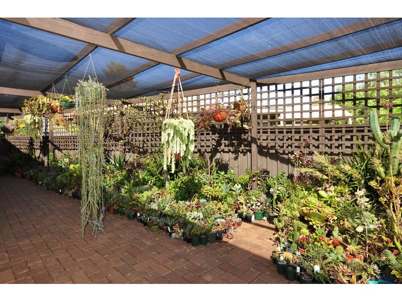 5 Dawson Avenue, Happy Valley SA 5159