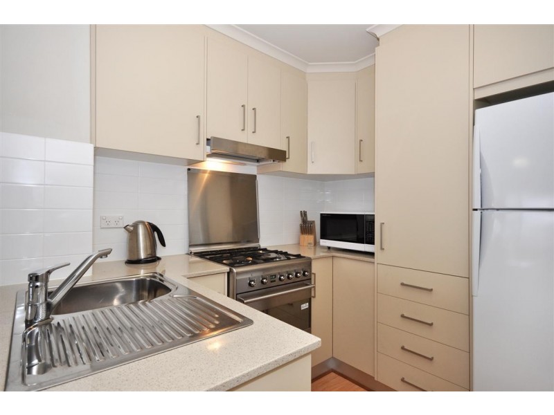 10/18 Broadway, Glenelg South SA 5045