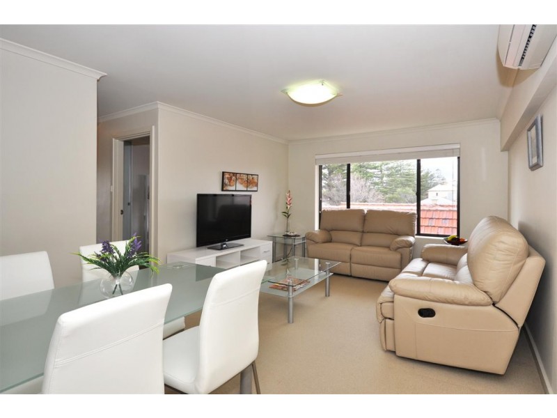 10/18 Broadway, Glenelg South SA 5045