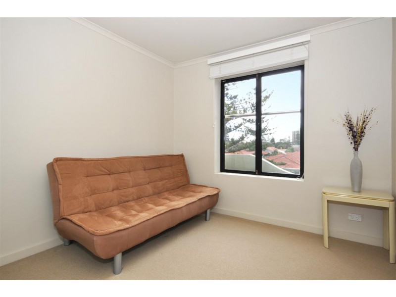 10/18 Broadway, Glenelg South SA 5045