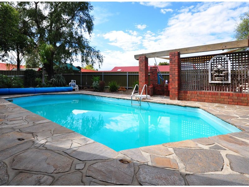 17 Justine Street, Flagstaff Hill SA 5159