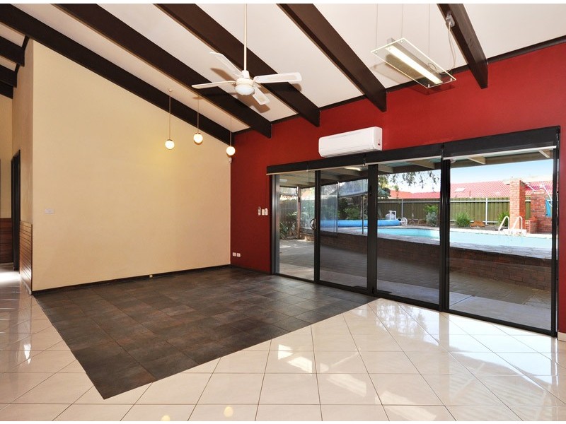 17 Justine Street, Flagstaff Hill SA 5159