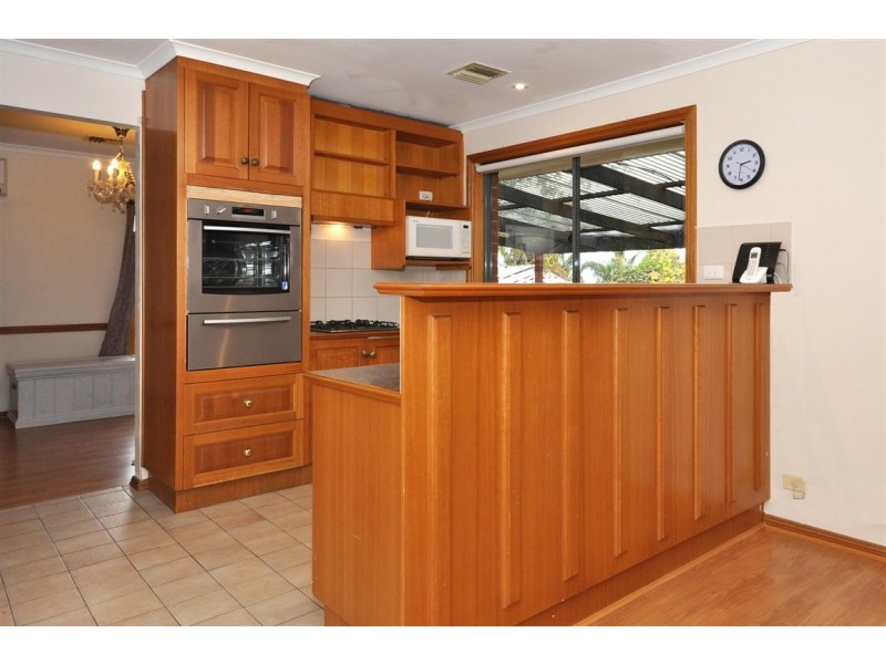 9 Humber Court, Happy Valley SA 5159
