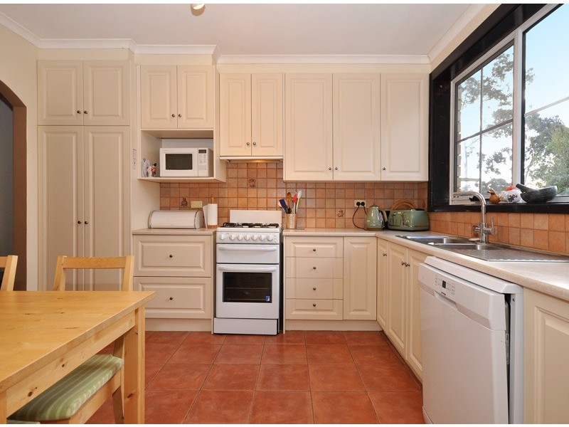 12 Broadmeadow Drive, Flagstaff Hill SA 5159