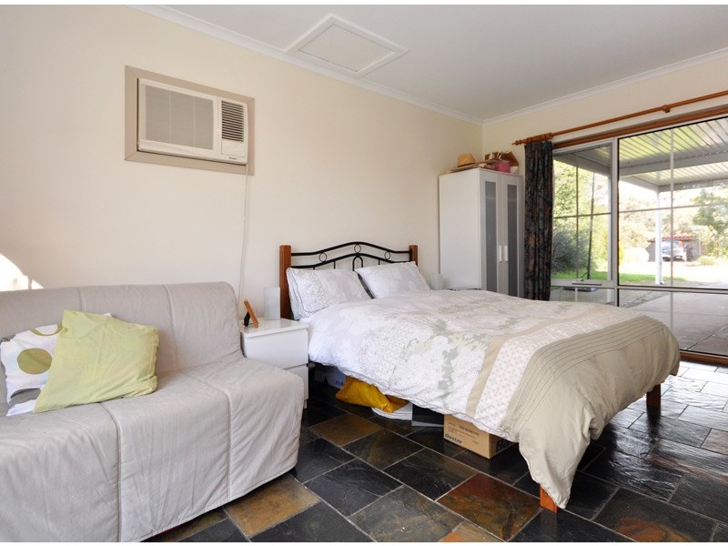 12 Broadmeadow Drive, Flagstaff Hill SA 5159