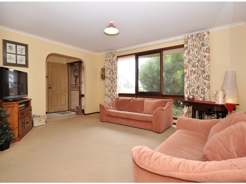 12 Canberra Drive, Aberfoyle Park SA 5159