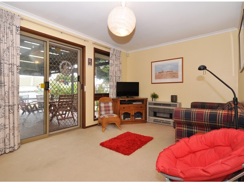 12 Canberra Drive, Aberfoyle Park SA 5159