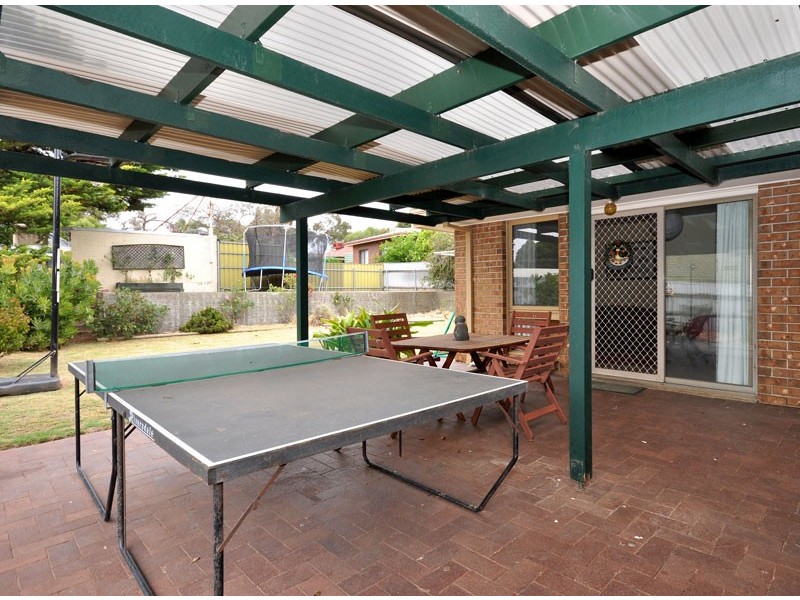 12 Canberra Drive, Aberfoyle Park SA 5159