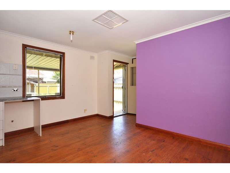 9 Cecilia Rd, Christie Downs SA 5164