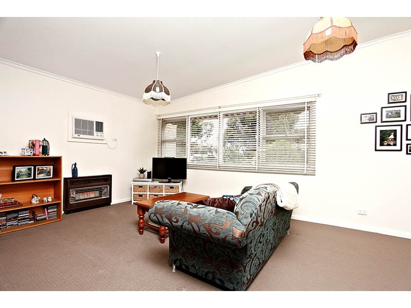 8 Christina Road, Christie Downs SA 5164