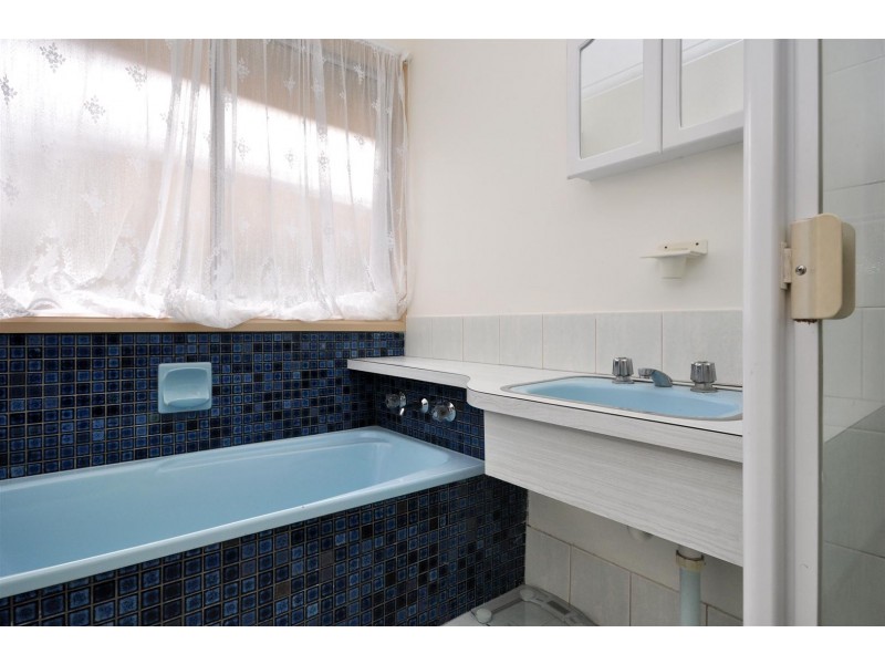 3 Molvig Court, Trott Park SA 5158