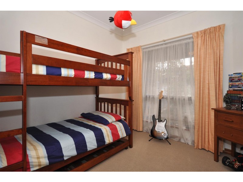 2 Palmyra Court, Flagstaff Hill SA 5159