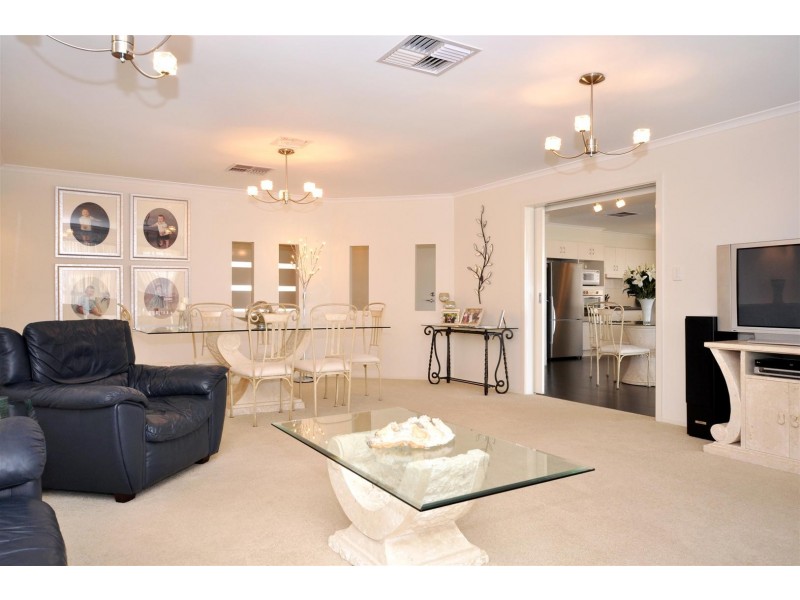 20 St Vincent Cct, Sheidow Park SA 5158