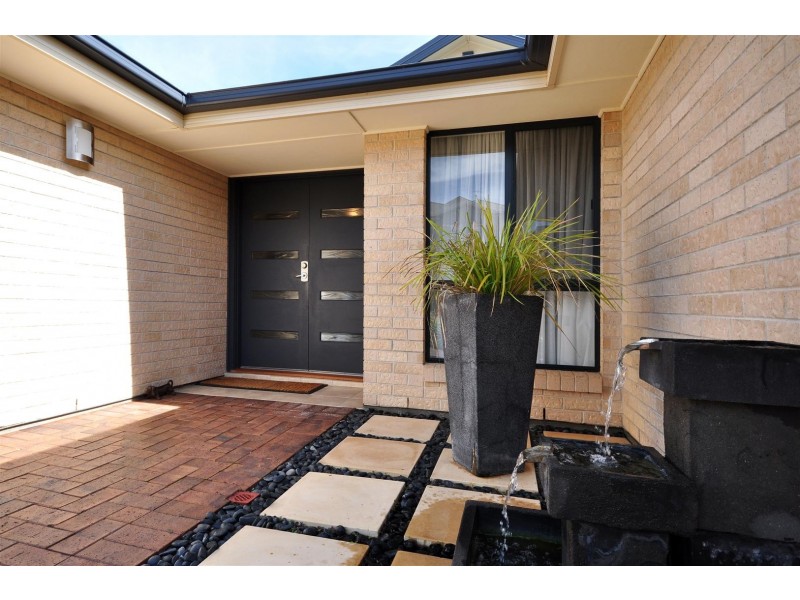 20 St Vincent Cct, Sheidow Park SA 5158