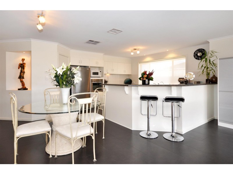 20 St Vincent Cct, Sheidow Park SA 5158