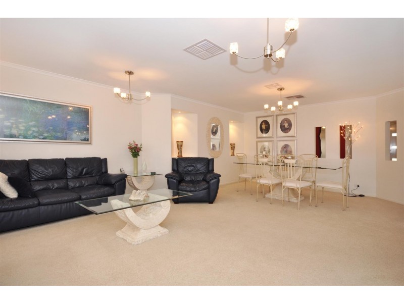 20 St Vincent Cct, Sheidow Park SA 5158