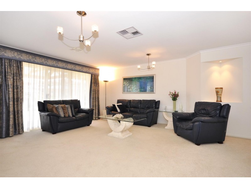 20 St Vincent Cct, Sheidow Park SA 5158