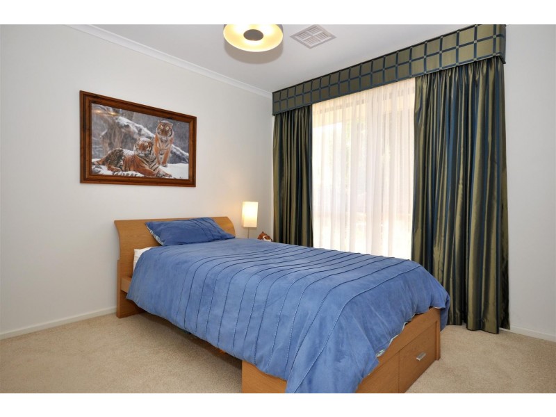 20 St Vincent Cct, Sheidow Park SA 5158