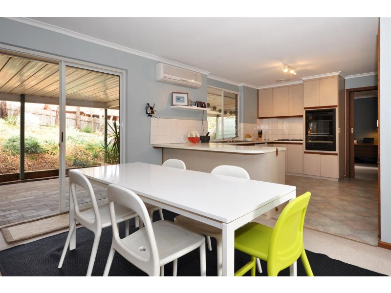 80 Broadmeadow Drive, Flagstaff Hill SA 5159