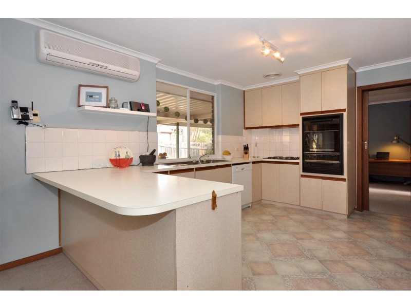 80 Broadmeadow Drive, Flagstaff Hill SA 5159