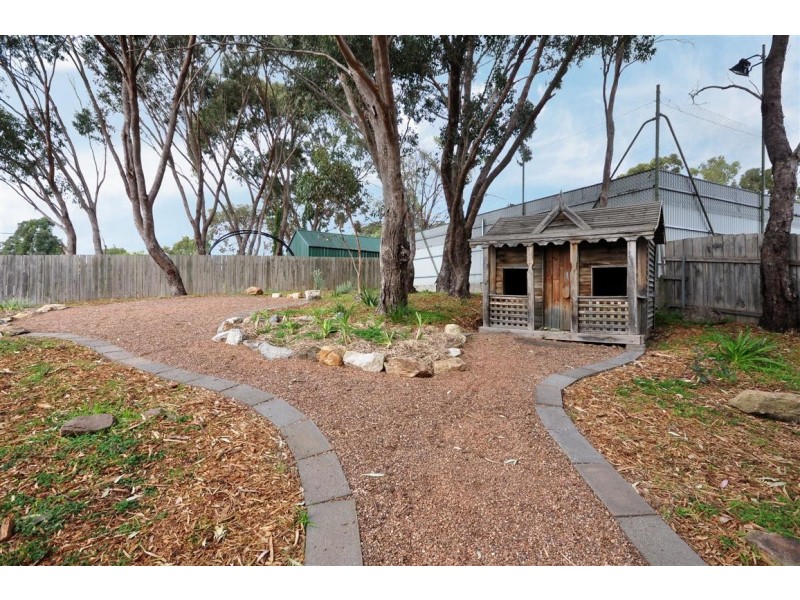 80 Broadmeadow Drive, Flagstaff Hill SA 5159