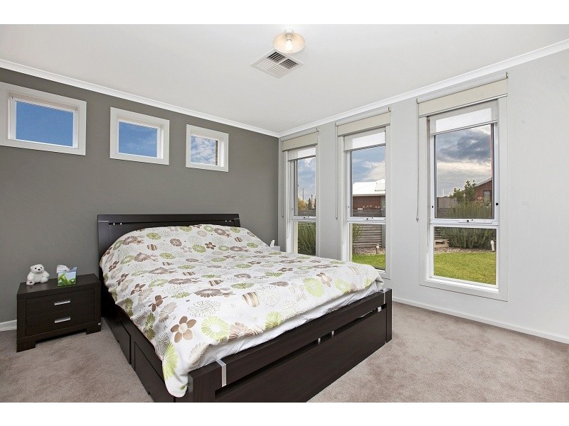 2 Parri Link, Noarlunga Downs SA 5168