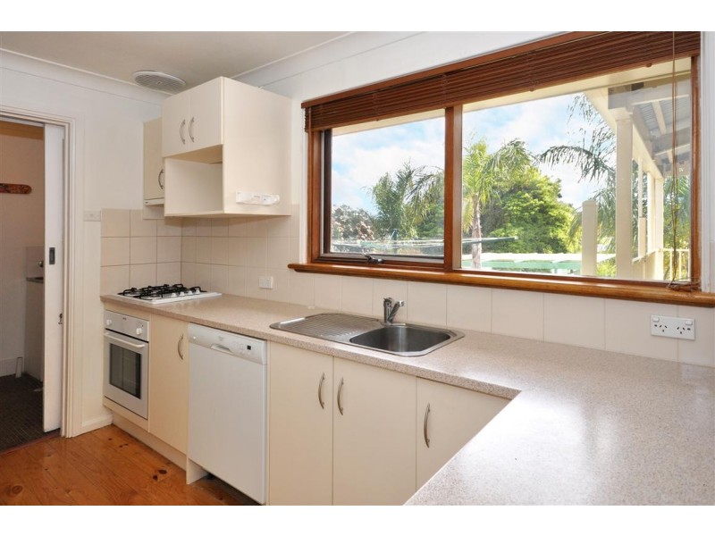 19 Glenloth Drive, Happy Valley SA 5159