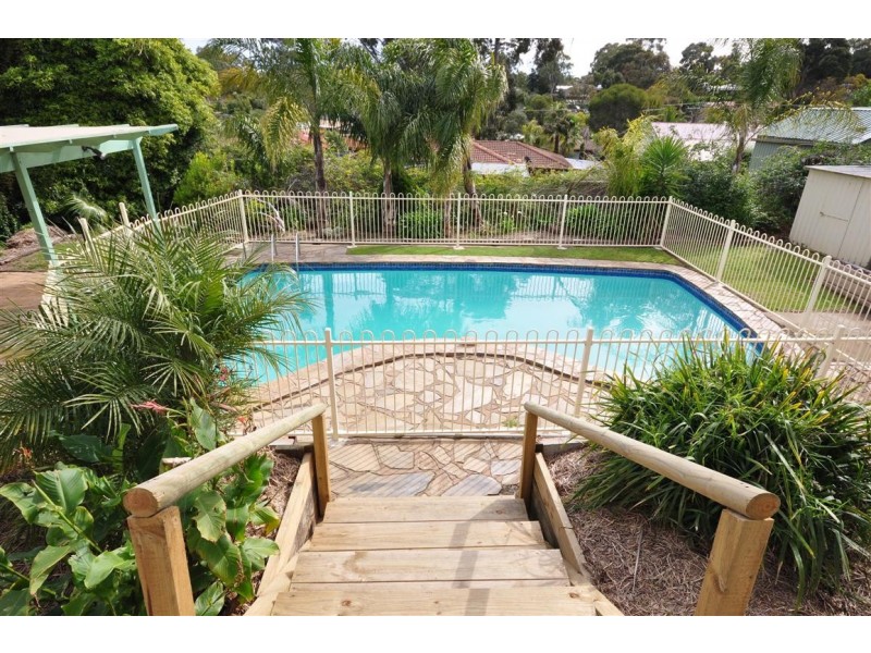19 Glenloth Drive, Happy Valley SA 5159
